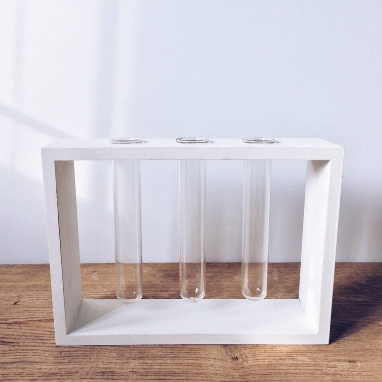 Ваза пробірки в тримачі дерево/скло VA-045