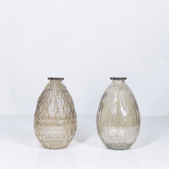 Ваза рельєфна скло беж VA-111