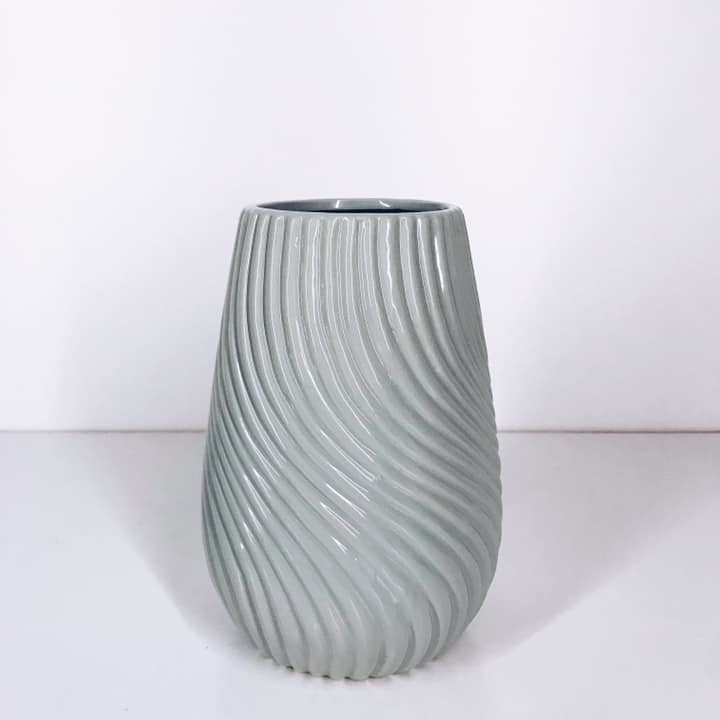 Ваза сіра рельєфна кераміка мала VA-149