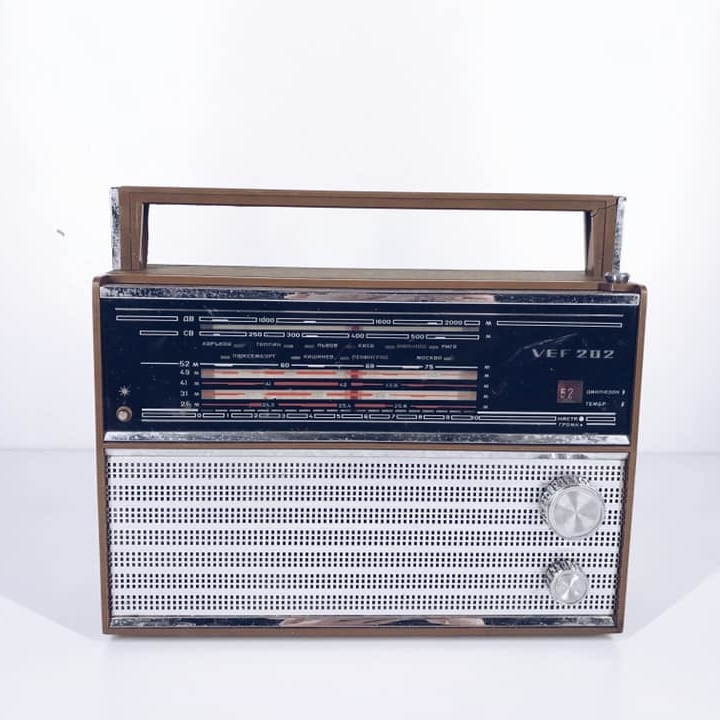 Радіо вінтаж VEF-202 FM-013