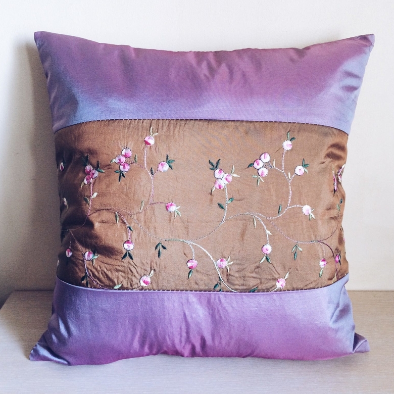 Подушка декоративна шовк азія вставки/вишивка PW-031