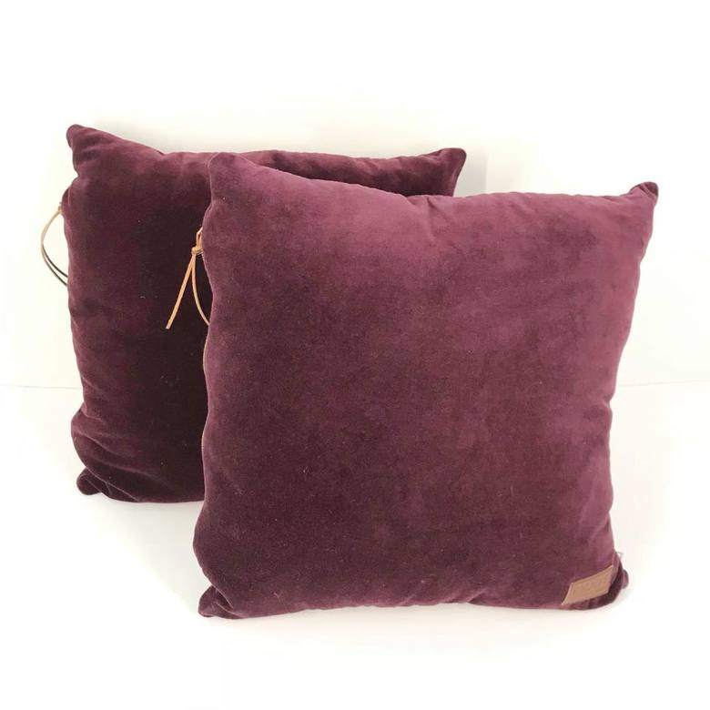 Подушка декоративна велюр бордо PW-092