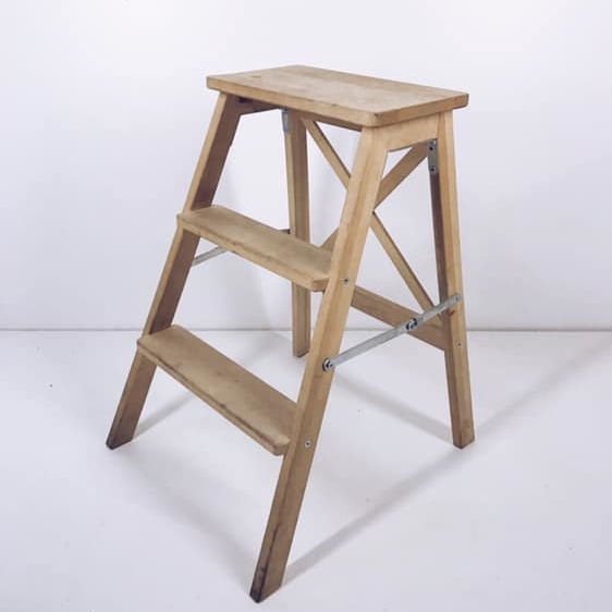 Драбинка розкладна на 3 сходинки дерево