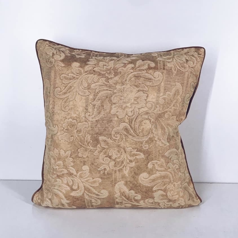 Подушка декоративна жакард беж PW-209