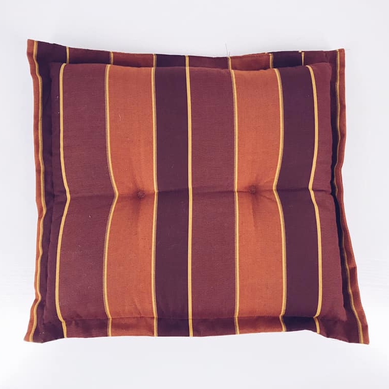 Подушка для сидіння стьобана біла PW-185