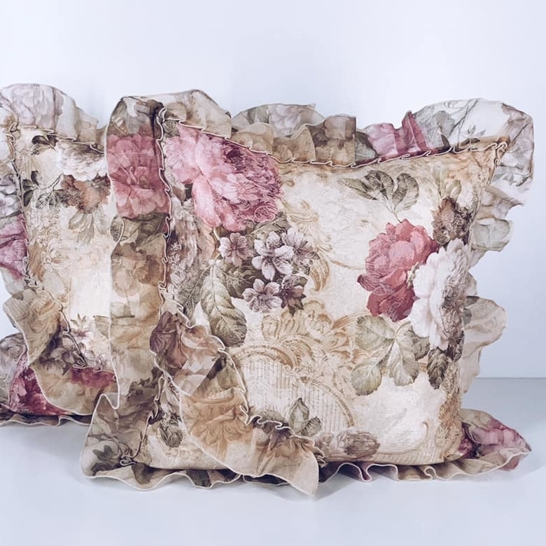 Подушка декоративна квіти PW-231