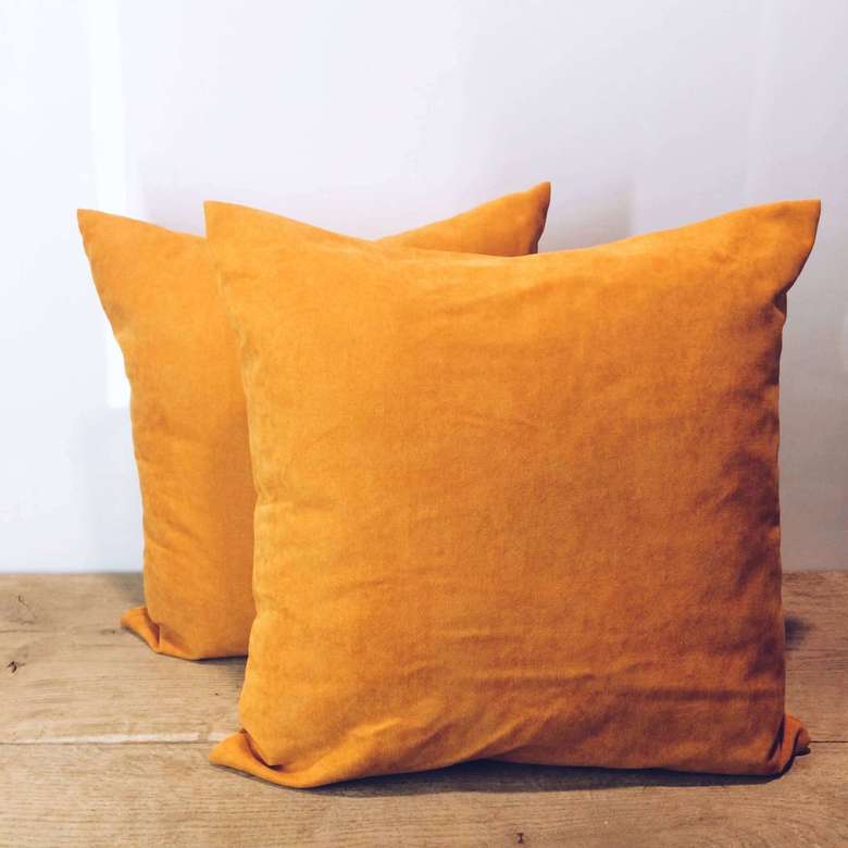 Подушка декоративна велюр оранж PW-090