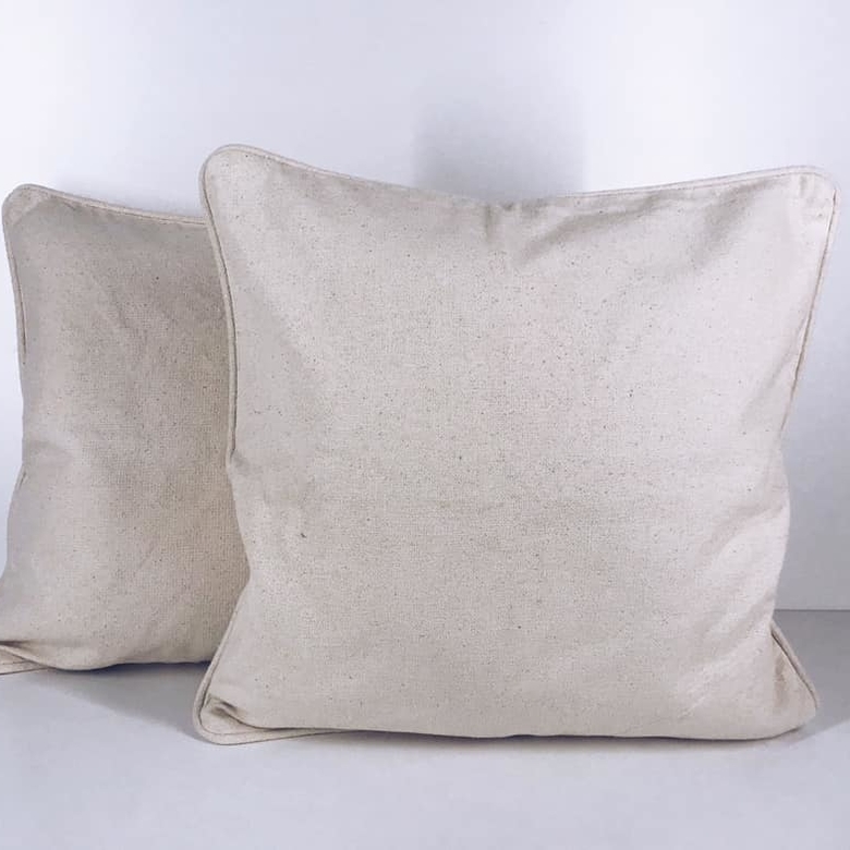 Подушка декоративна льон світлий беж кант PW-160