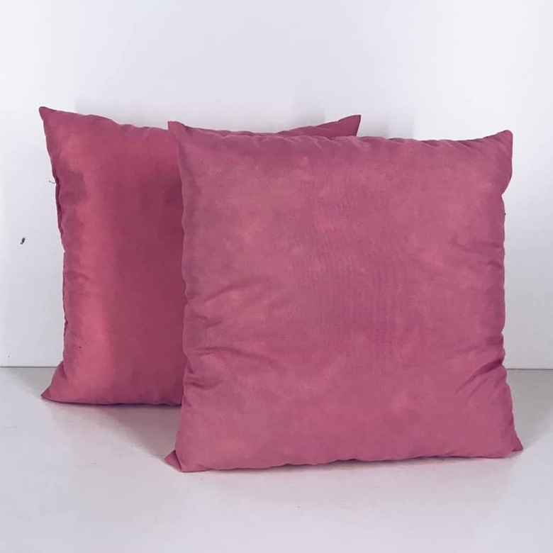 Подушка декоративна рожева PW-230