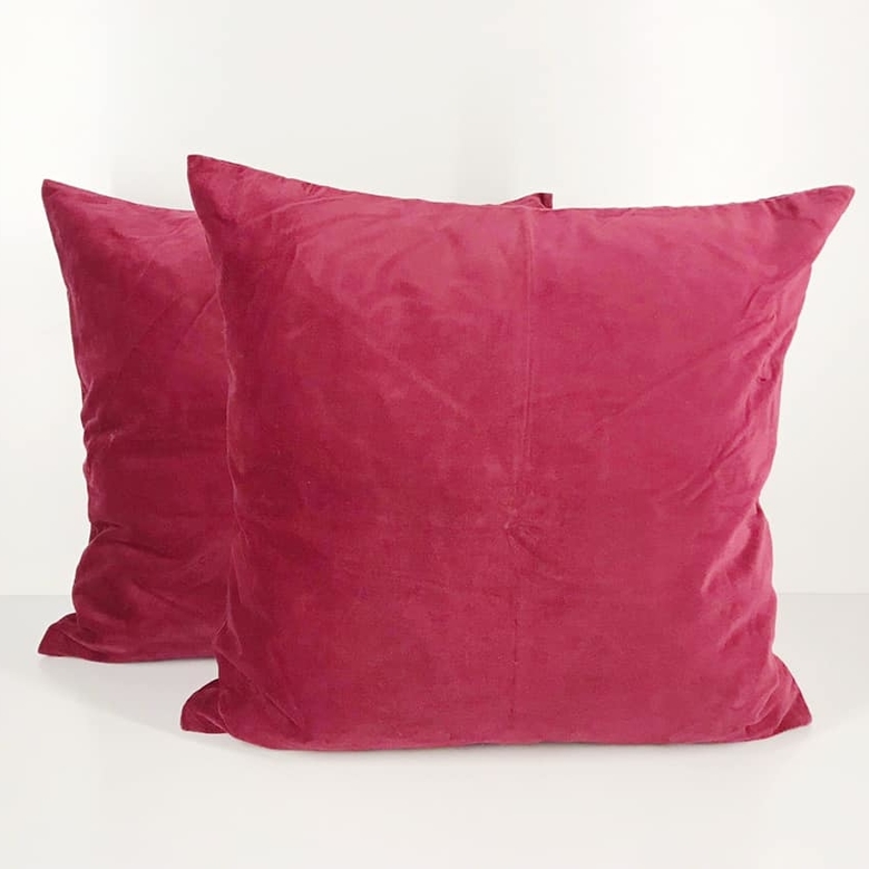Подушка декоративна велюр малиновий PW-205