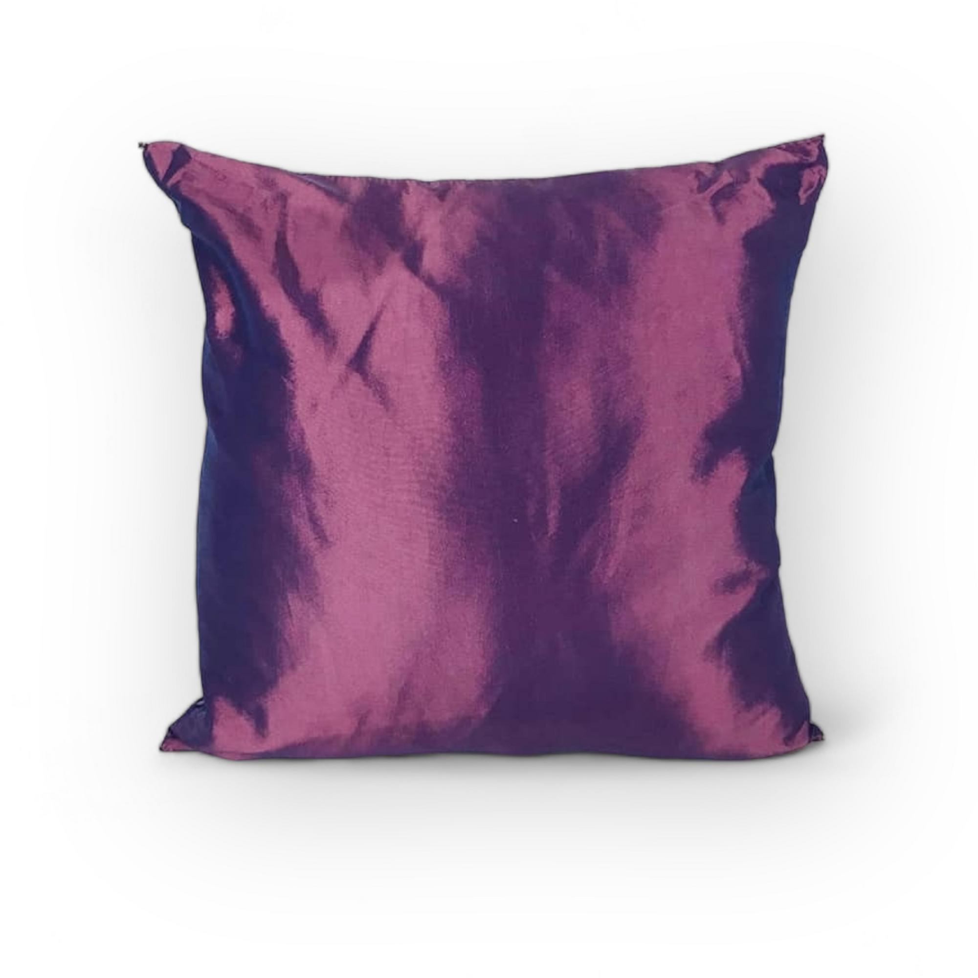 Подушка декоративна атлас фуксія PW-241