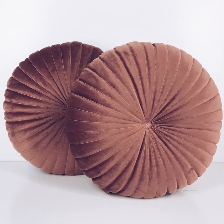 Подушка декоративна кругла велюр світлий теракот PW-232