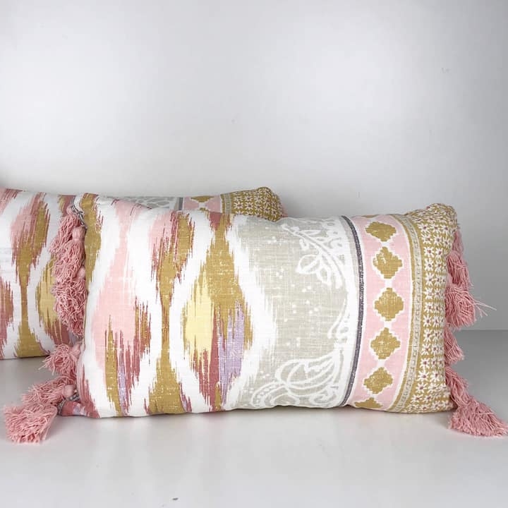 Подушка декоративна прямокутна принт ікат рожевий/жовтий PW-258