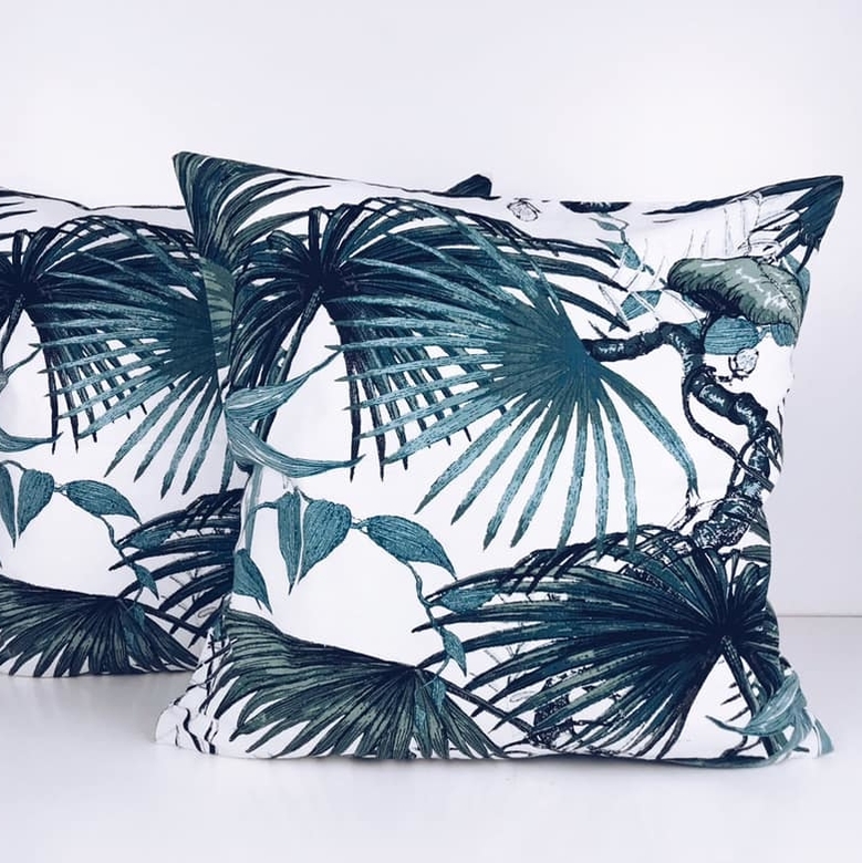 Подушка декоративна принт пальмовое листя смарагд PW-285