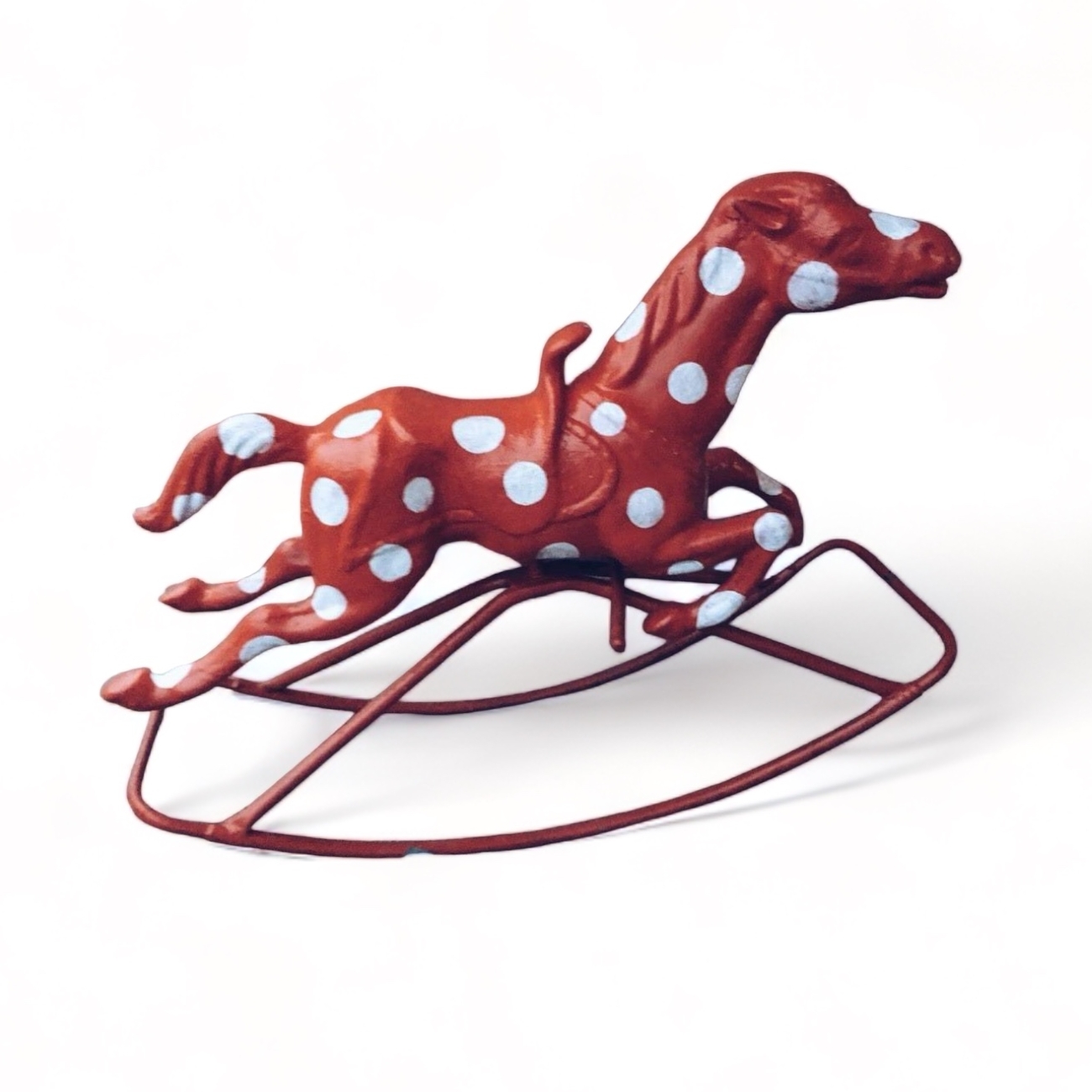Кінь-качалка вінтаж червоний в білих кругах DG-003