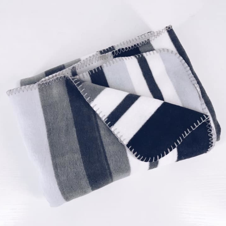 Плед фліс смуги чорний/білий/сірий WR-055