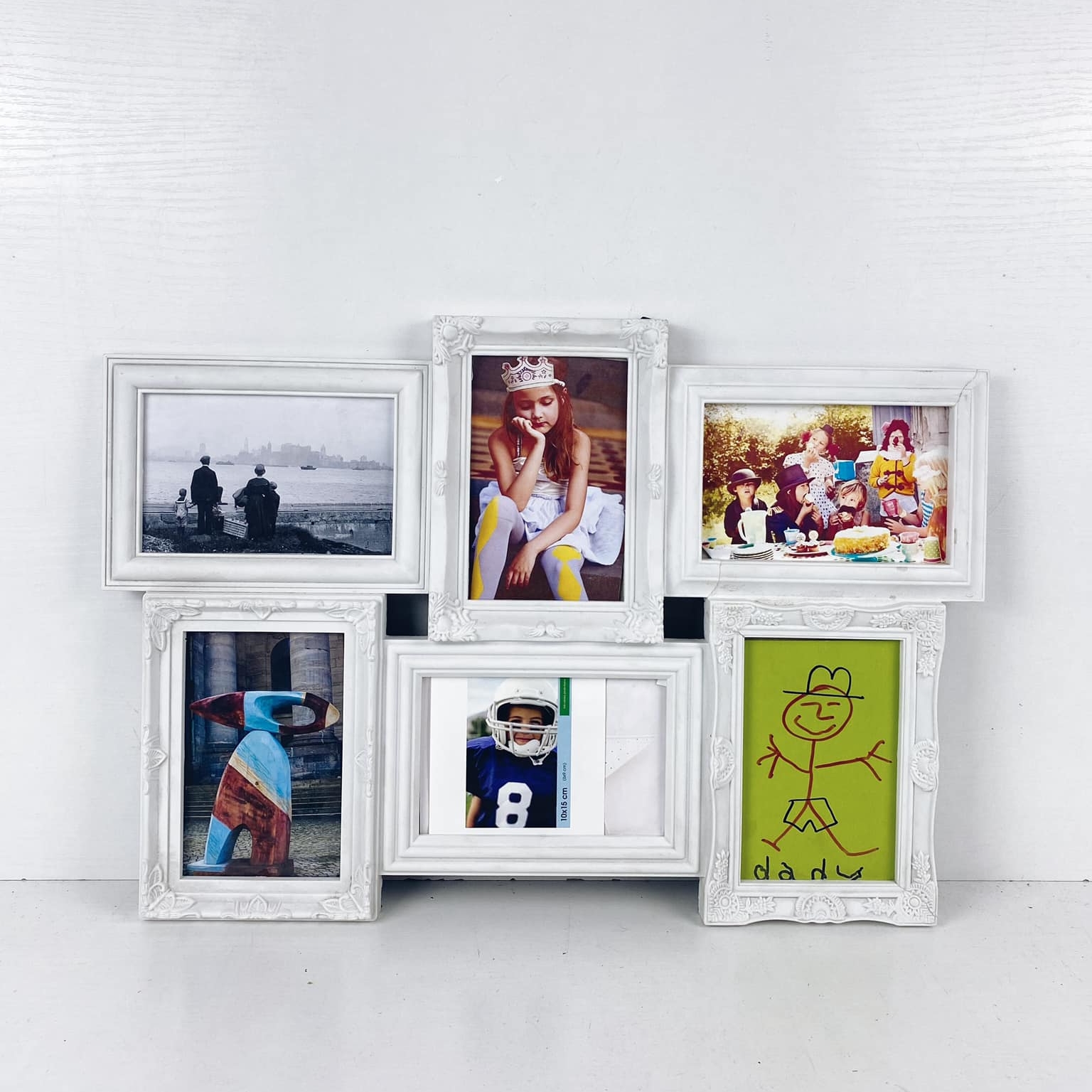 Композиція з фоторамок білих з дитячими фото 6 AR-299