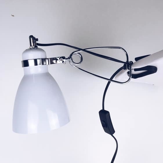 Світильник на прищіпці зі змінним кутом нахилу LW-023