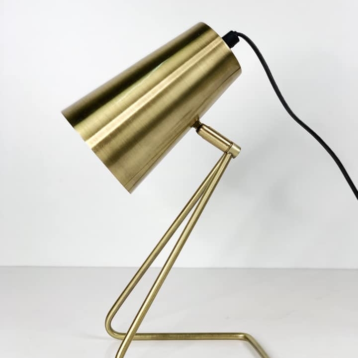 Лампа настільна плафон конус метал золото LT-142