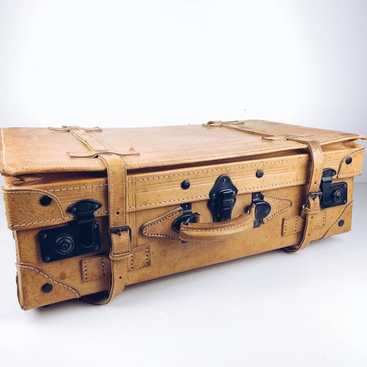 Валіза вінтаж світло-коричнева з двома пасками VL-061