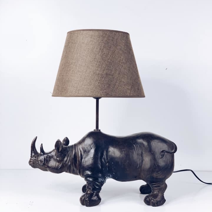 Лампа настільна Носоріг LT-148