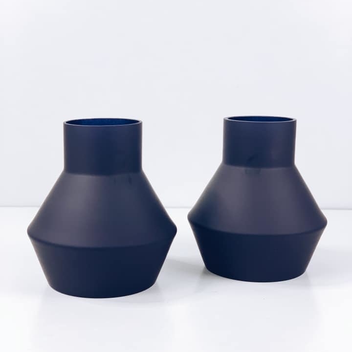 Ваза чорна  скло VA-275