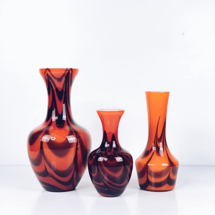 Ваза червона багатошарова художнє скло VA-286