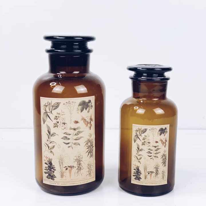 Пляшка аптечна з ботанічними етикетками скло коричневе