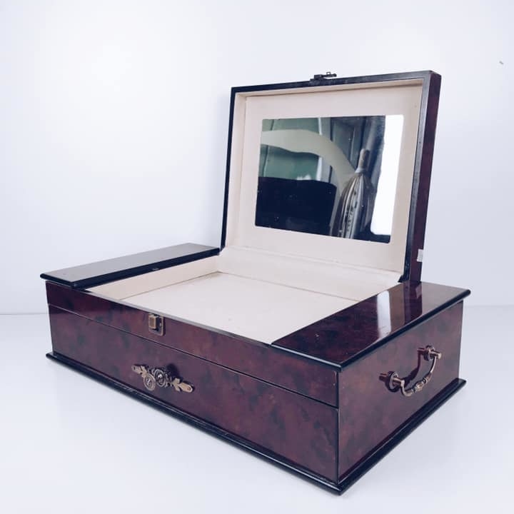 Скринька для прикрас велика з дзеркалом лаковане дерево BX-084