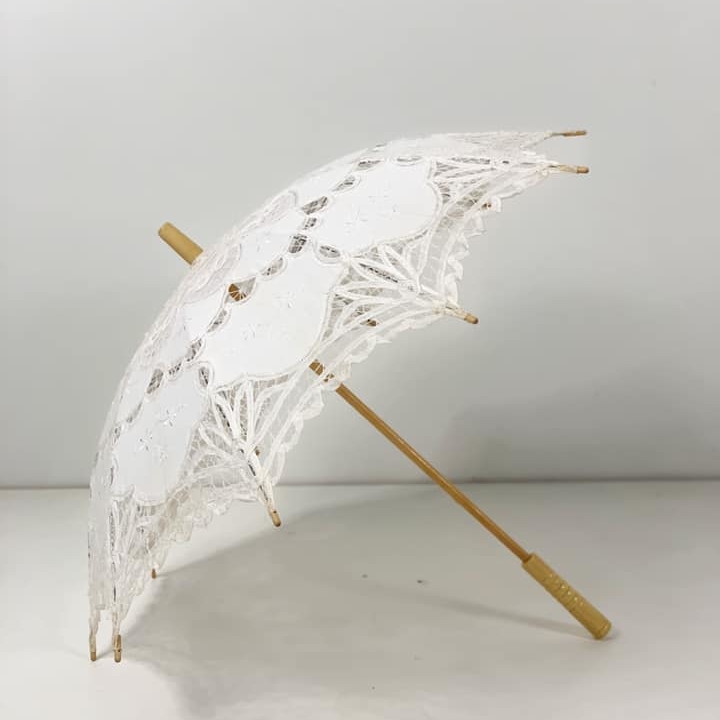 Парасолька від сонця з мереживом білий