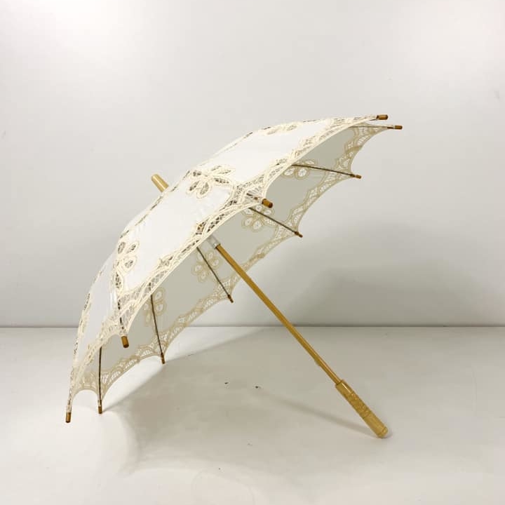 Парасолька від сонця з мереживом кремовий