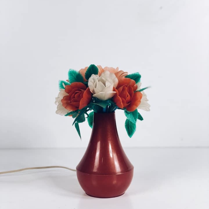 Світильник вінтаж Ваза з трояндами пластик LT-160