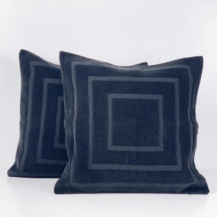 Подушка декоративна фактурный велюр квадрати чорний PW-316