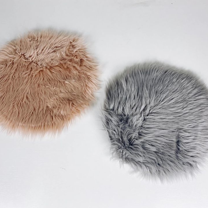 Подушка на стілець кругла штучне хутро PW-327