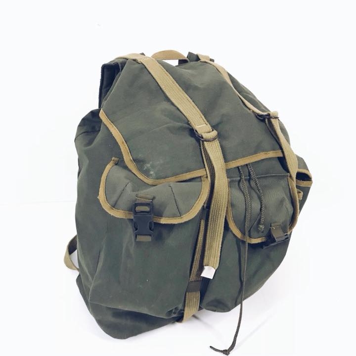 Рюкзак туристичний з кишенями зелений MB-048