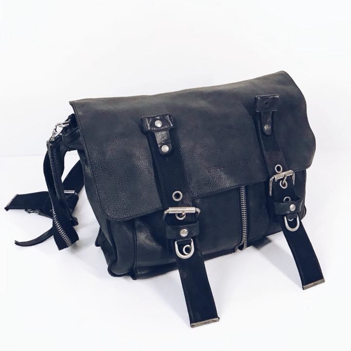 Сумка чоловіча з клапаном чорна шкіра MB-049