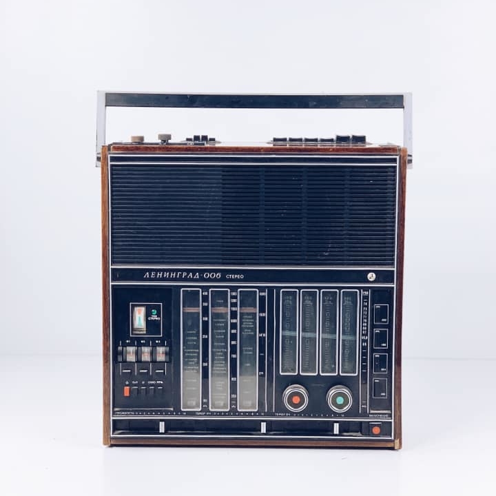 Радіоприймач великий вінтаж FM-034