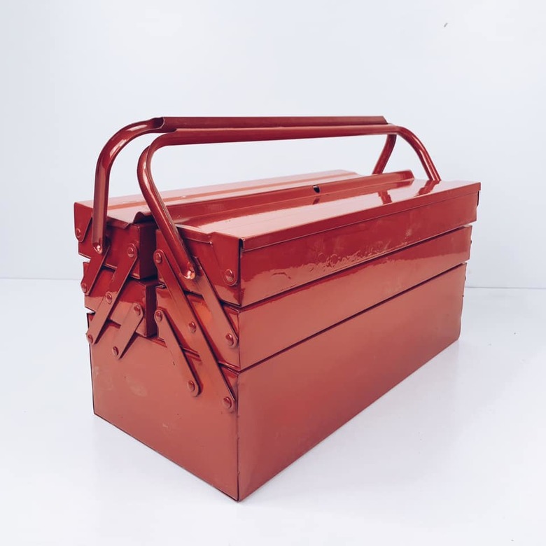 Ящик для інструментів червоний метал