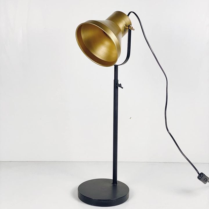 Лампа настільна лофт метал чорний/золото LT-188