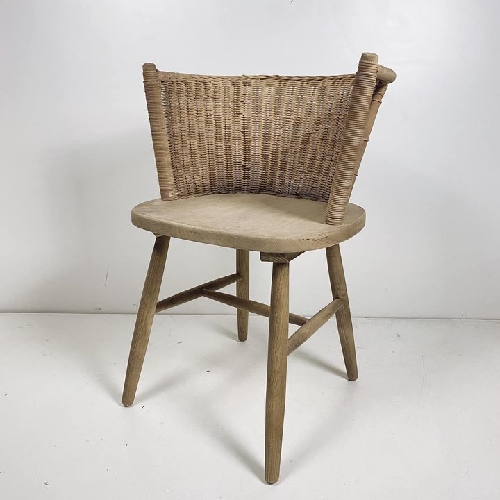 Стілець з плетеною спинкою дерево/лоза натур ST-107
