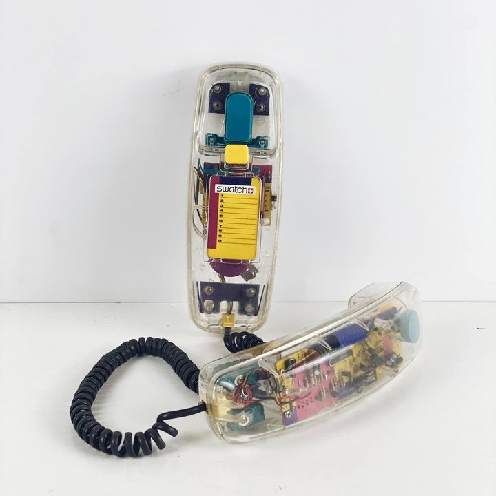 Телефон просодий вінтаж з кольоровии деталямі PH-054