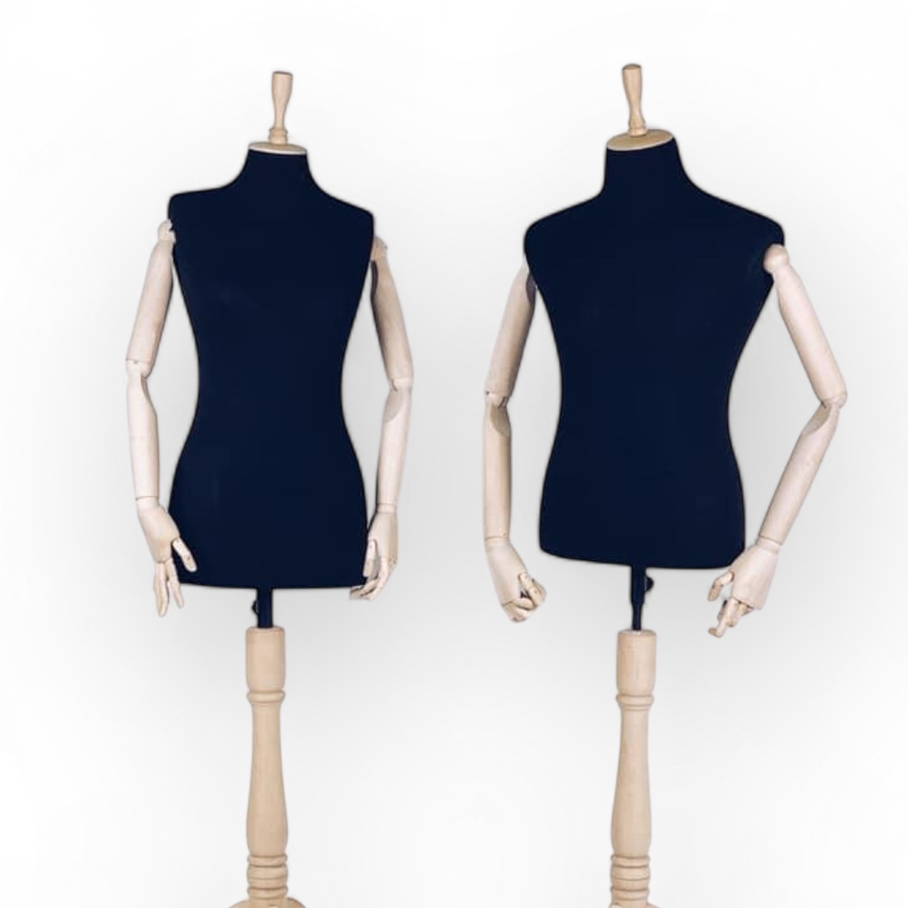 Манекен демонстраційний з шарнірними руками черна тканина/св-дерево