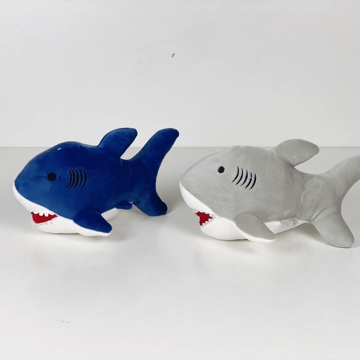 М'яка іграшка Акула