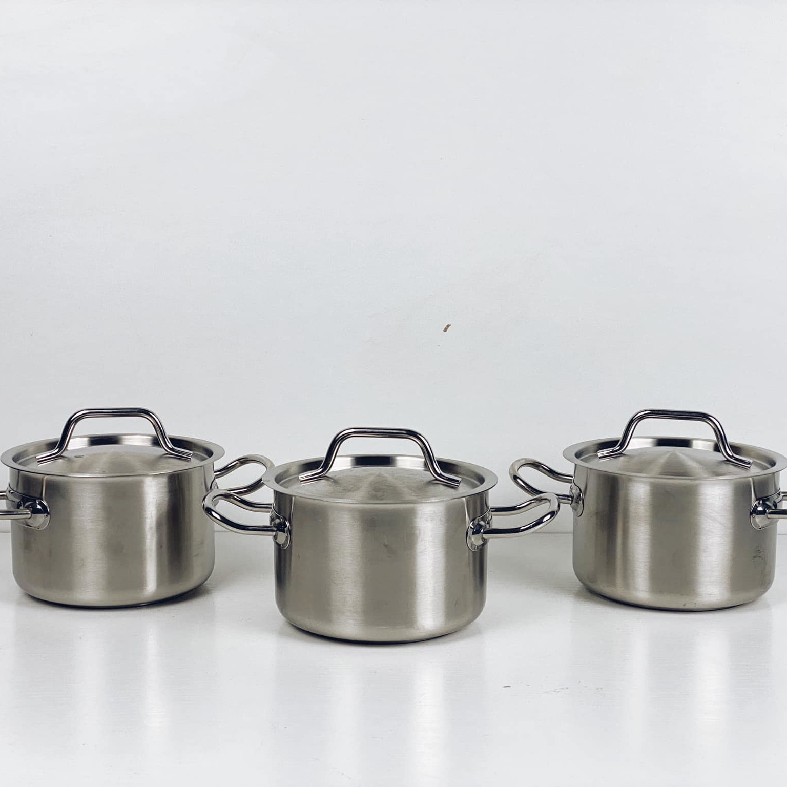 Каструля з кришкою нерж сталь KH-126