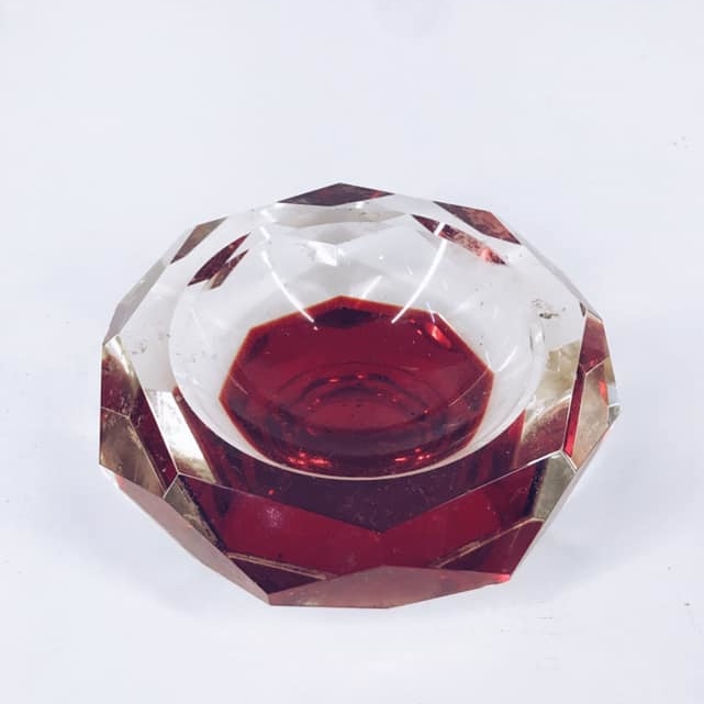 Попільничка скло червоне вінтаж