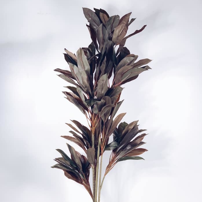 Корділіна штучна у чорному вазоні FW-133