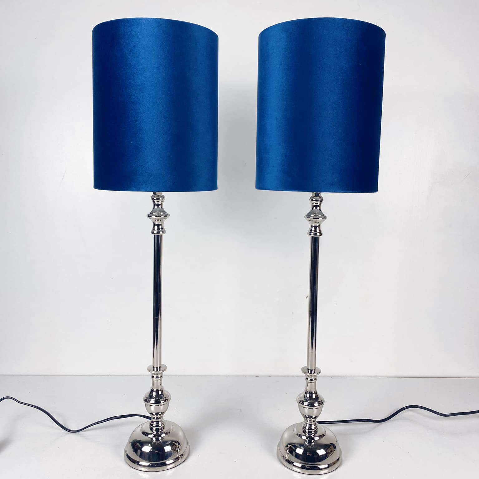 Лампа настільна класика база хром синій абажур циліндр велюр LT-202