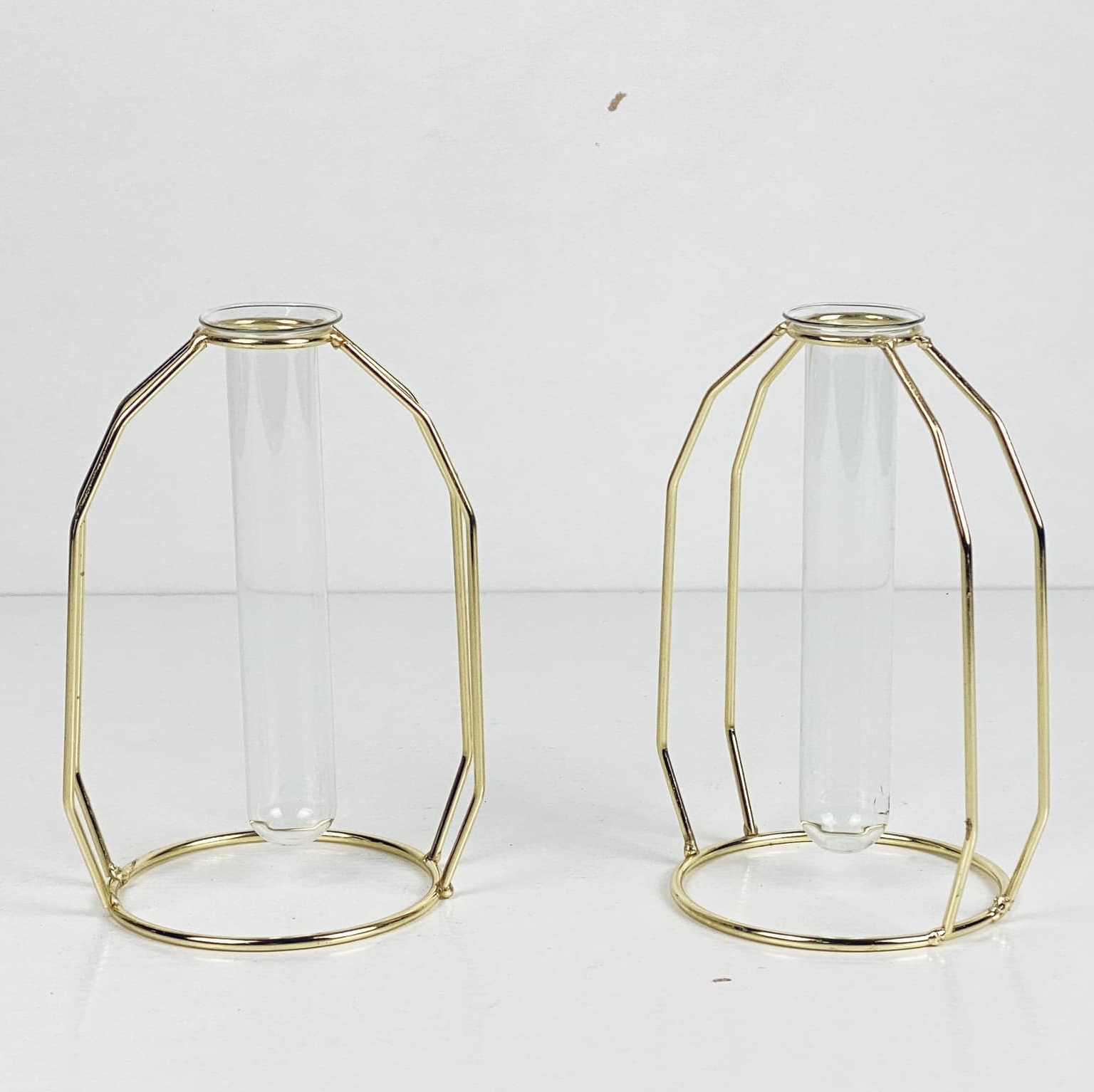 Ваза-пробірка на металевому каркасі золото VA-340