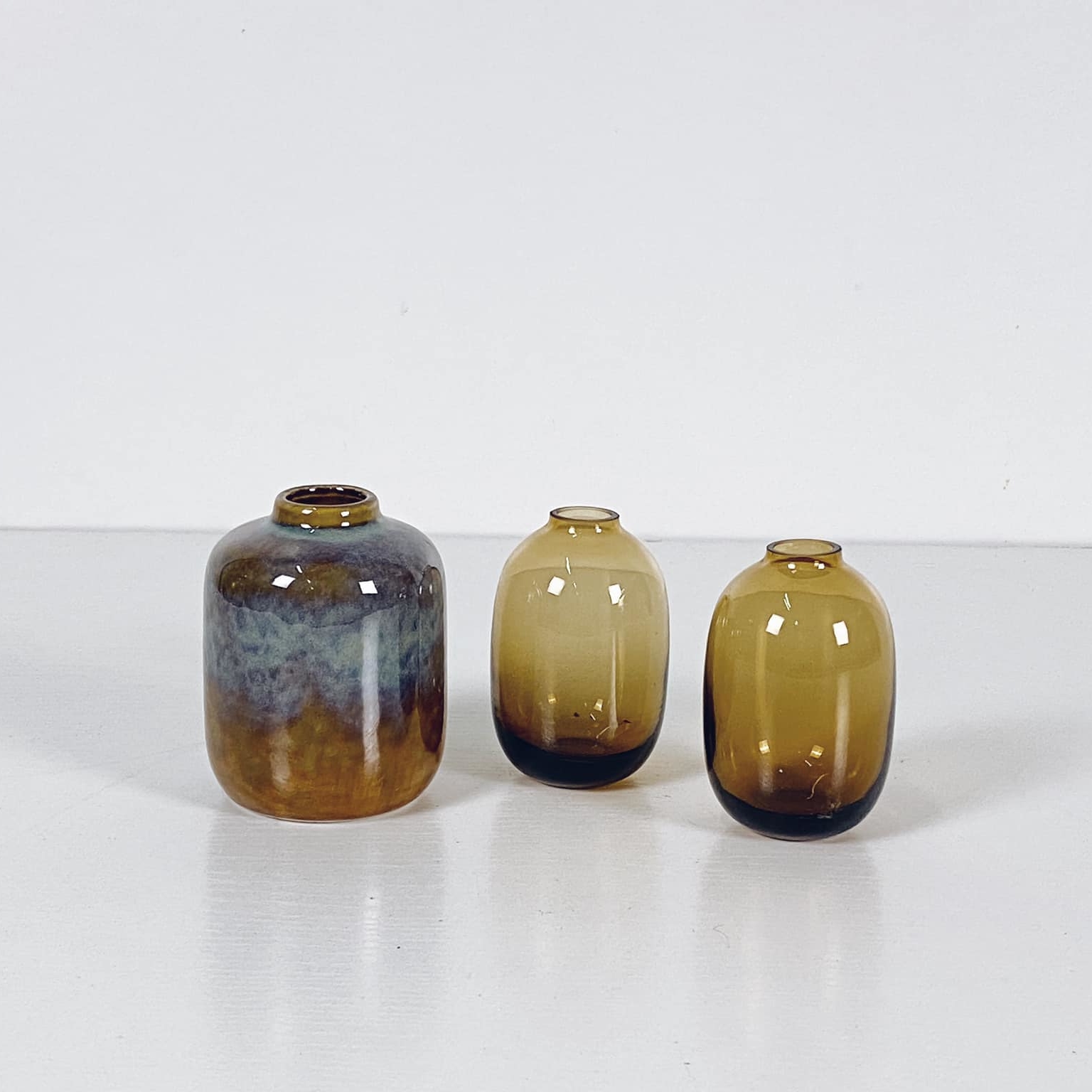 Ваза коричнева округла кераміка/скло VA-349