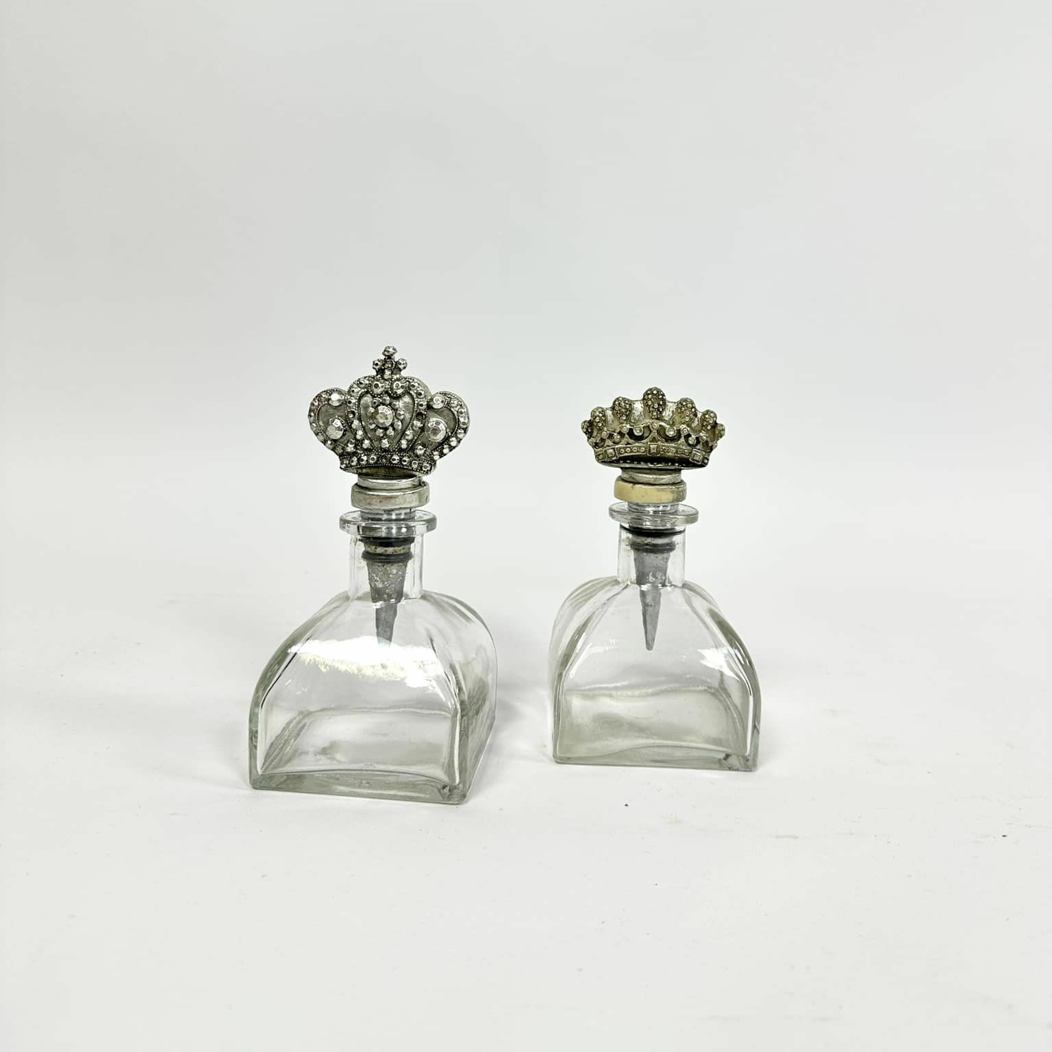 Пляшка декоративна мала з пробкою-короною KF-041